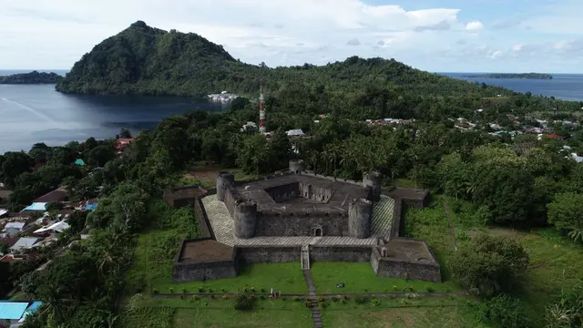 Keistimewaan Banda Neira Yang Di Kenal Dengan Menakjubkan