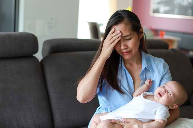 Mengatasi Baby Blues Yang Berkepanjangan Pada Ibu