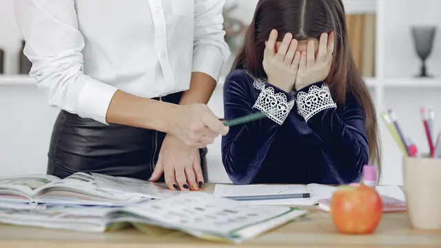 Perilaku Ibu Yang Membuat Mental Anak Rusak