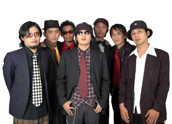 Perjalanan Band Tipe-X