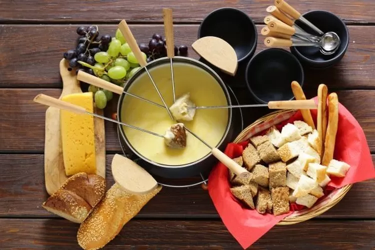 Makanan Fondue Merupakan Hidangan Khas Swiss