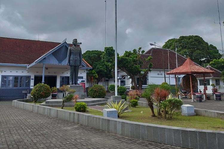 Istana Gebang, Rumah Bung Karno Di Masa Remaja