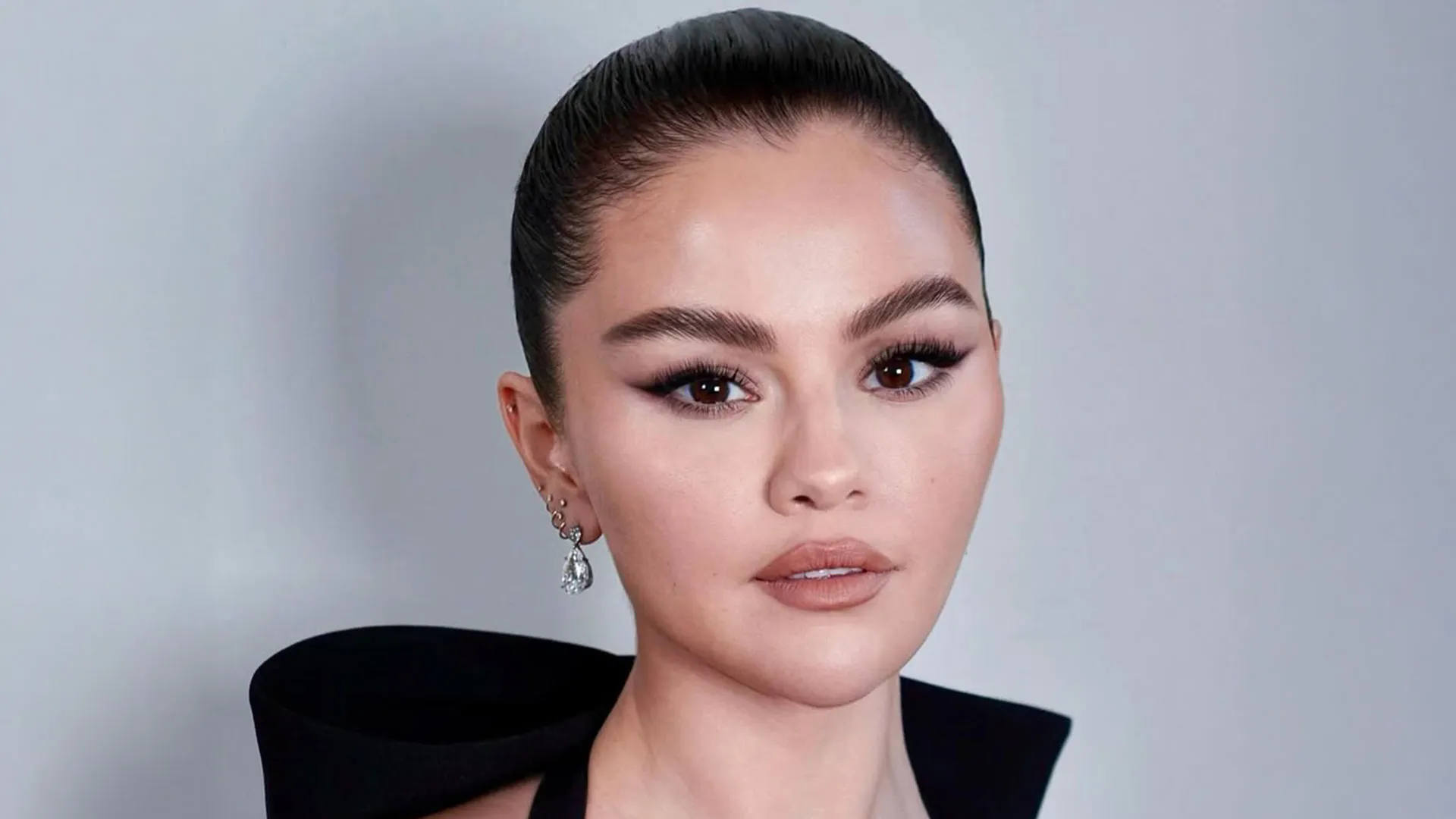 Artis Hollywood Dengan Popularitas Di Sosial Media