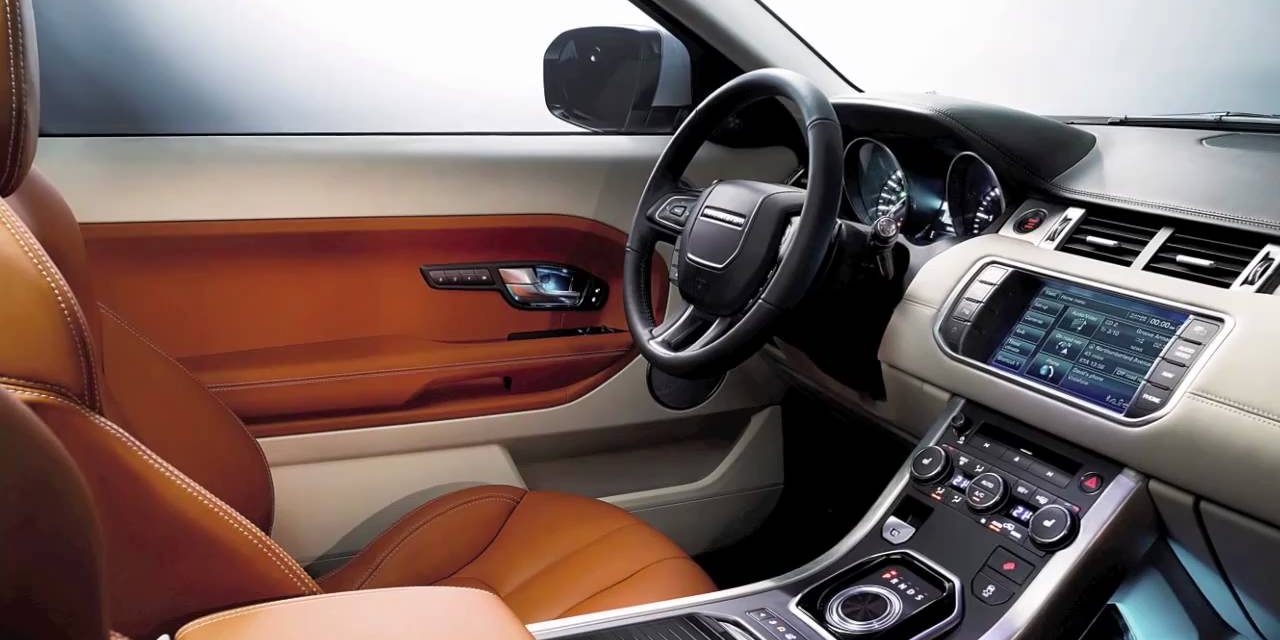 Range Rover Evoque Interior Mewah, Elegan Dan Futuristik