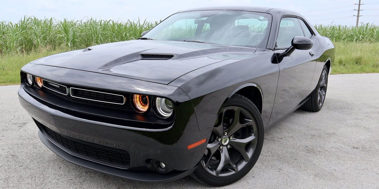 Dodge Challenger SXT Muscular Car Dengan Sentuhan Kelas