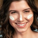 Kulit Berminyak Ini Dia 13 Rekomendasi Sunscreen Matte Finish