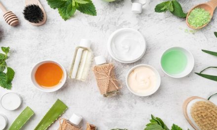 Skincare Alami untuk Awet Muda, Cara Merawat Kulit Secara Alami