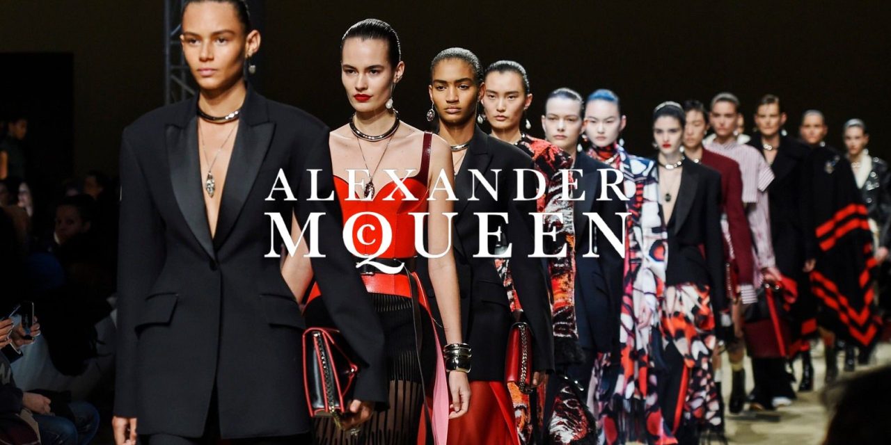 Brand Alexander Mcqueen Miliki Koleksi Item Fashion Yang Berani