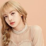 Lisa BLACKPINK Jadi Idol K-Pop Kedua Tampil di FIFA World Cup