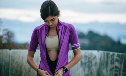Jersey Sepeda Wanita Terbaik Untuk Tampilan Menarik