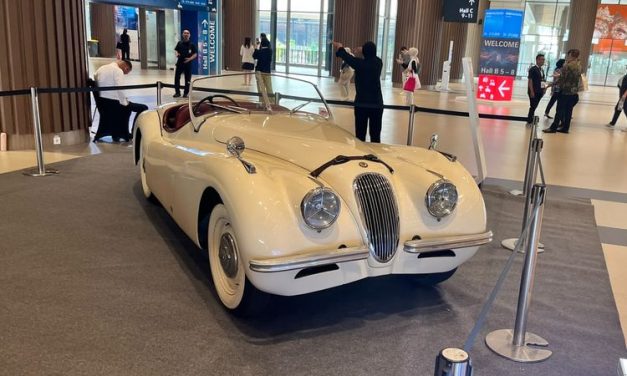 Jaguar XK120 1948, Tercepat di Zamannya Jadi Ikon Otomotif